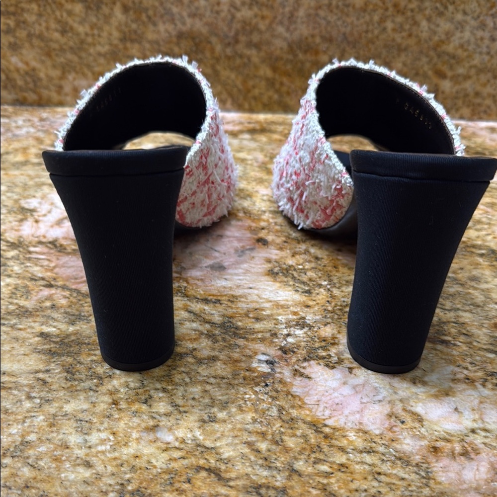Chanel Pink and White Mules with Tweed Design - Picture 3 of 11